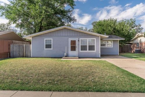 2508 13th Ave, Canyon, TX 79015-5508