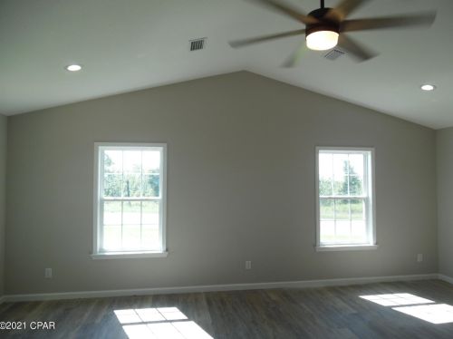 1106 Church St, Marianna FL  32448-7361 exterior