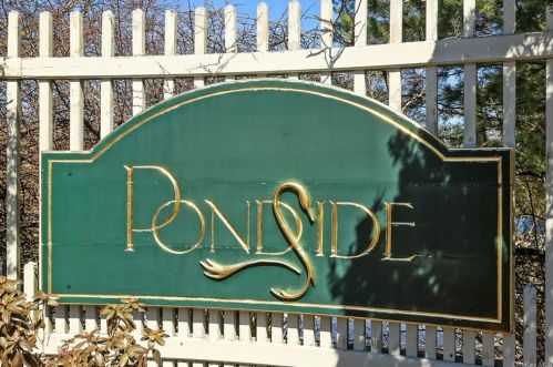 1408 Pondcrest Ln, White Plains NY  10607-1357 exterior
