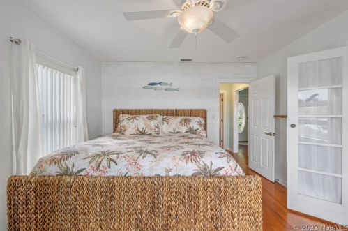 5959 Riverside Dr, Daytona Beach FL 32127-6445 exterior