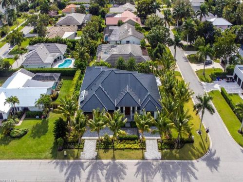 588 Whispering Pine Ln, Naples, FL 34103-2422