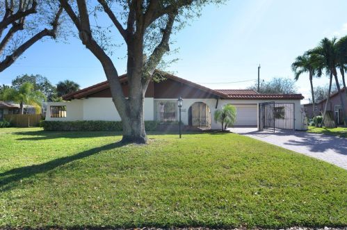 1896 Richard Ln, West Palm Beach, FL 33406-6531