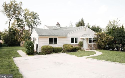 309 Haws Ln, Flourtown, PA 19031-2139