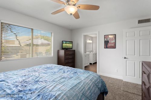 2519 Bluefield Ave, Phoenix AZ  85032-8004 exterior