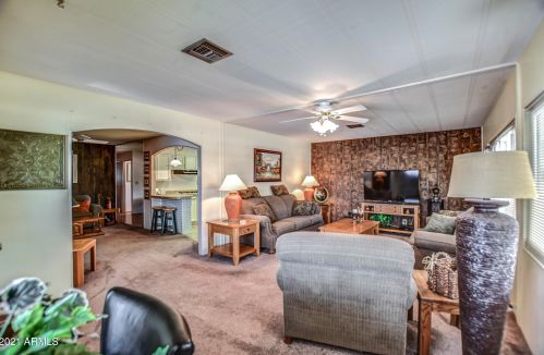 25403 Wyoming Ave, Chandler AZ  85248-6460 exterior