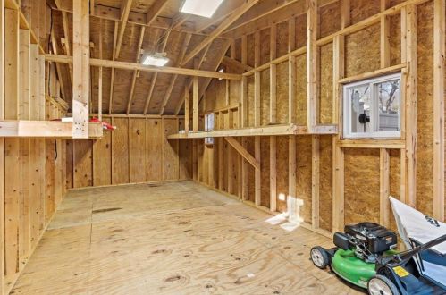 105 Nepaug Rd, South Kingstown RI  02882-2303 exterior