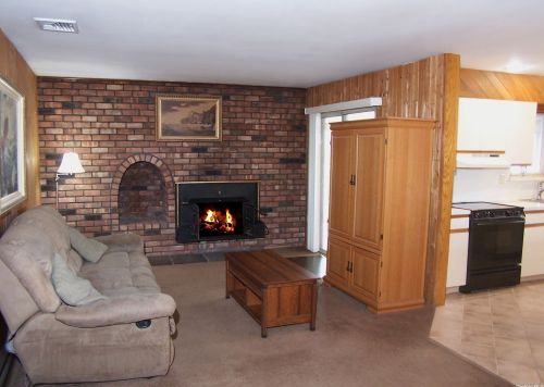 15 Duel Dr, Holbrook, NY 11741-5905