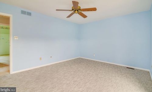 137 Fellowship Ln, Harrison Township NJ  08062-2207 exterior