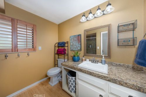 1672 Smiley Heights Dr, Redlands CA  92373-6533 exterior