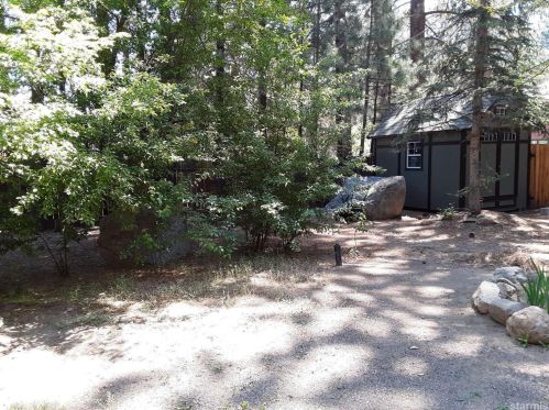 3631 Spruce Ave, South Lake Tahoe CA  96150-8368 exterior