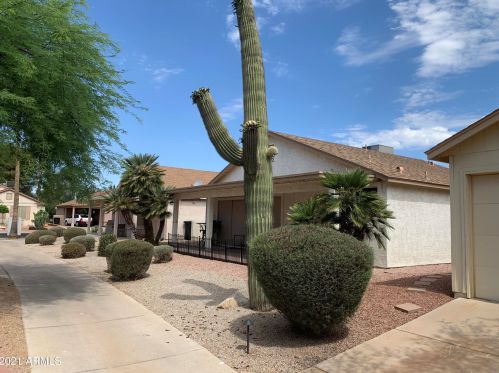 1823 Riviera Dr, Chandler, AZ 85249-8514