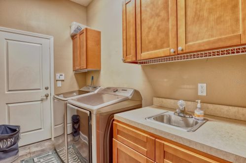 19401 Sweet Grass Way, Lutz FL  33558-5016 exterior