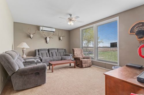 370 St, Ogden UT 84404-4175 exterior