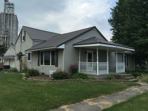 203 Elm St, Mentone, IN 46539-9507