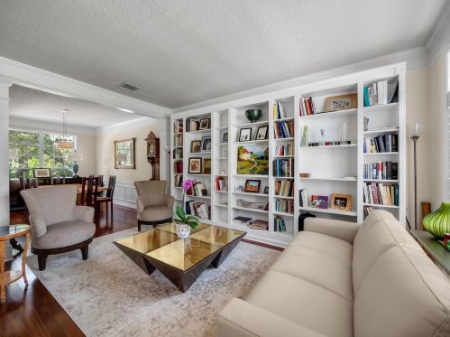 56 Princewood Ln, West Palm Beach, FL 33410-1495