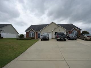 205 Ariel St, Lillington, NC 27546-6176
