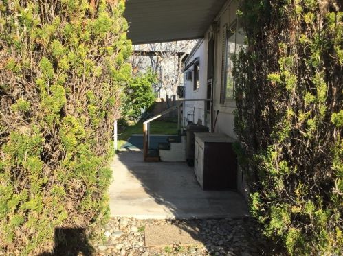 1512 5th St, Ontario CA  91762-1456 exterior