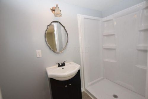 252 Circle Dr, Springfield OH  45503-3300 exterior