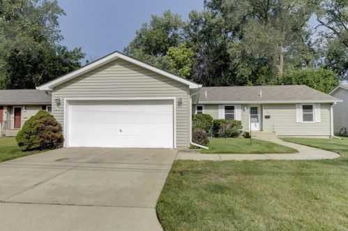 7201 Lindberg Ave, Hammond, IN 46323-2163