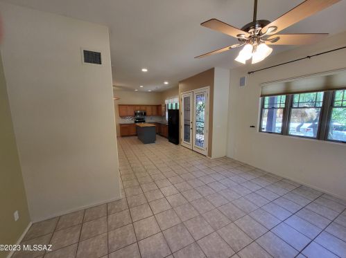 10386 Seven Generations Way, Tucson, AZ 85747-5808