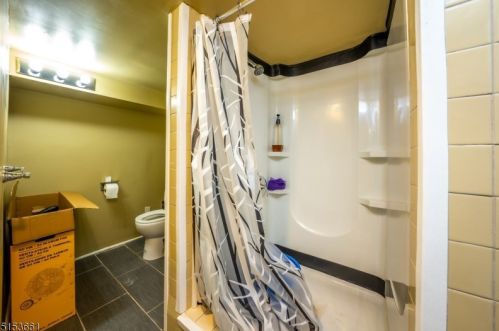 551 Leo St, Industrial Hillside NJ  07205-1726 exterior