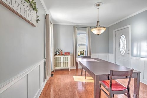 535 Front St, Green Brook NJ  08812-1009 exterior