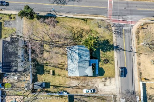 58 Richardson Ave, Tinton Falls NJ  07724-1313 exterior