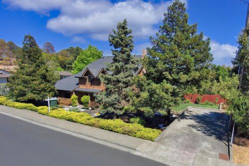 198 Incline Pl, Benicia, CA 94510-2727