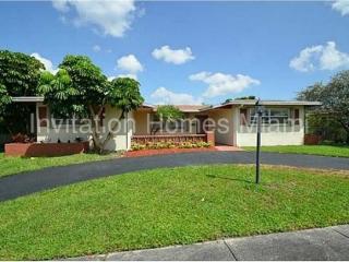 1875 207th St, Miami FL  33056-5056 exterior