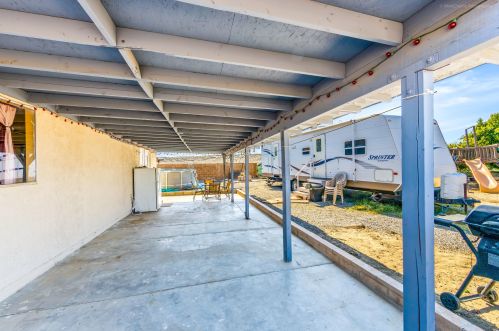 80694 Columbia Ave, Indio CA  92201-4948 exterior