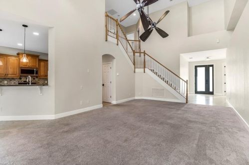 16200 Parque Ln, Naples FL  34110-2826 exterior