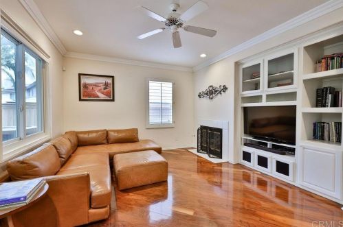 1326 Creekside Dr, Chula Vista CA 91915-2520 exterior