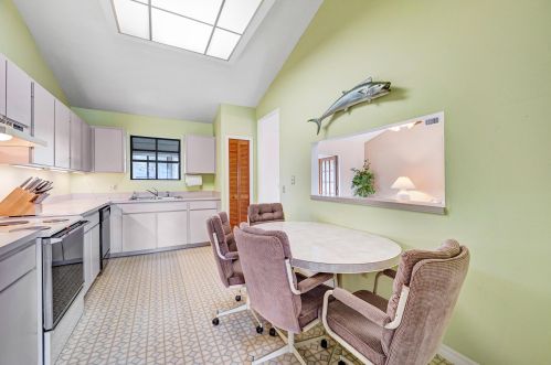 4370 Westlake Dr, Titusville FL  32780-5995 exterior