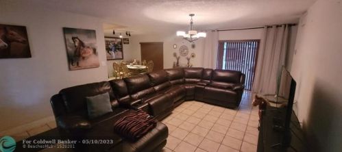 6901 16 Ct, Hollywood FL 33027-2315 exterior