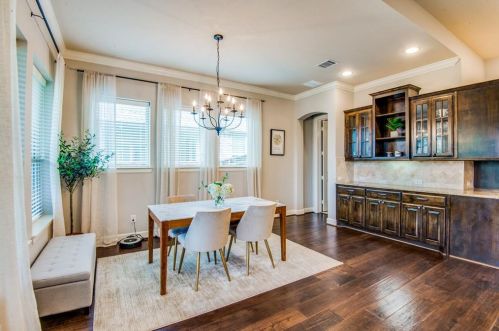 5512 Rosena Trl, Lewisville TX  75028-4328 exterior