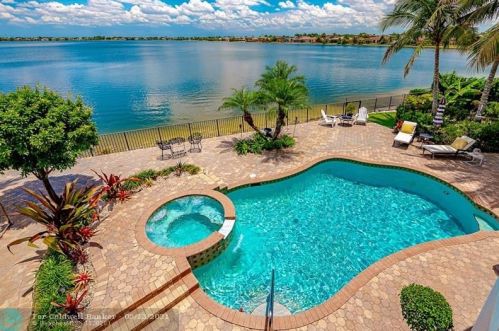 2203 195th Ave, Hollywood, FL 33029-5918
