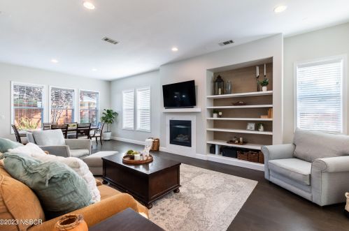 622 Wildflower Dr, Santa Maria CA  93455-6099 exterior