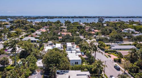 311 Plymouth Rd, West Palm Beach FL  33405-3219 exterior