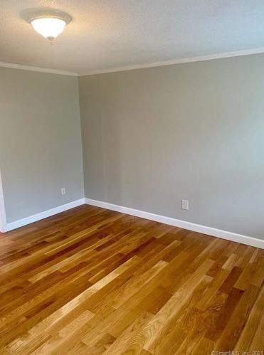 53 Harvard Ct, Middletown CT  06457-4965 exterior