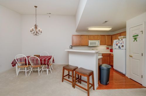 998 Mistflower Ln, Florence KY  41042-8098 exterior