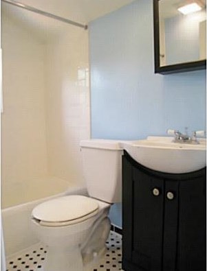 933 Roland Rd, Pittsburgh PA  15221-3961 exterior