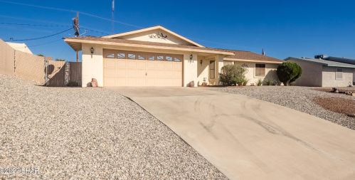 2418 Pima Dr, Lake Havasu City, AZ 86403-5865