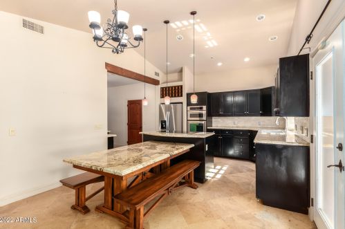 7839 Dixileta Dr, Scottsdale AZ exterior