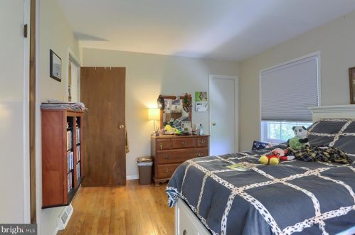 116 Linden Dr, Camp Hill PA  17011-7219 exterior