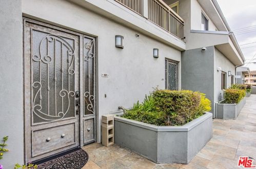 460 California Ave, Glendale, CA 91203-2107