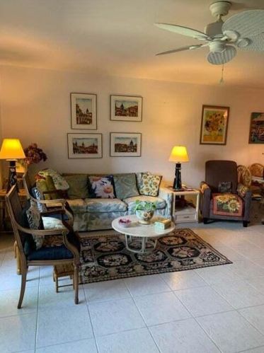 90 South Blvd, Boynton Beach, FL 33435-7111