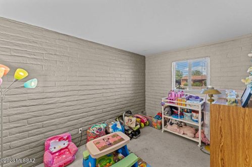 1066 Abrego Dr, Green Valley AZ  85614-3640 exterior