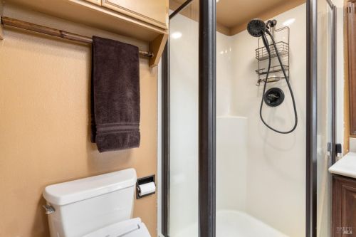 940 24 St, Lakeport CA  95453-3013 exterior