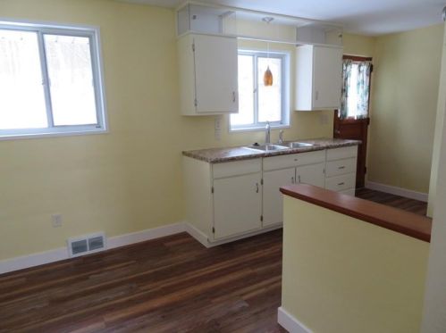 5008 Aspen St, Pittsburgh PA 15122-1233 exterior