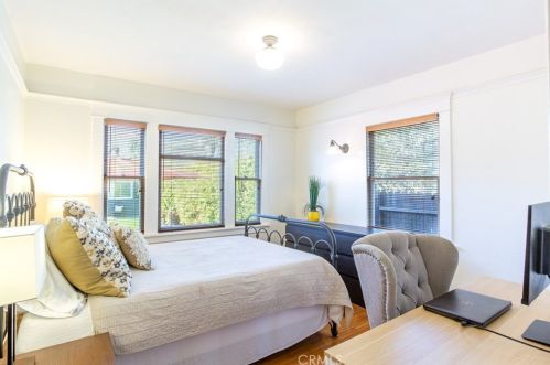 755 Junipero Ave, Long Beach CA  90804-4609 exterior